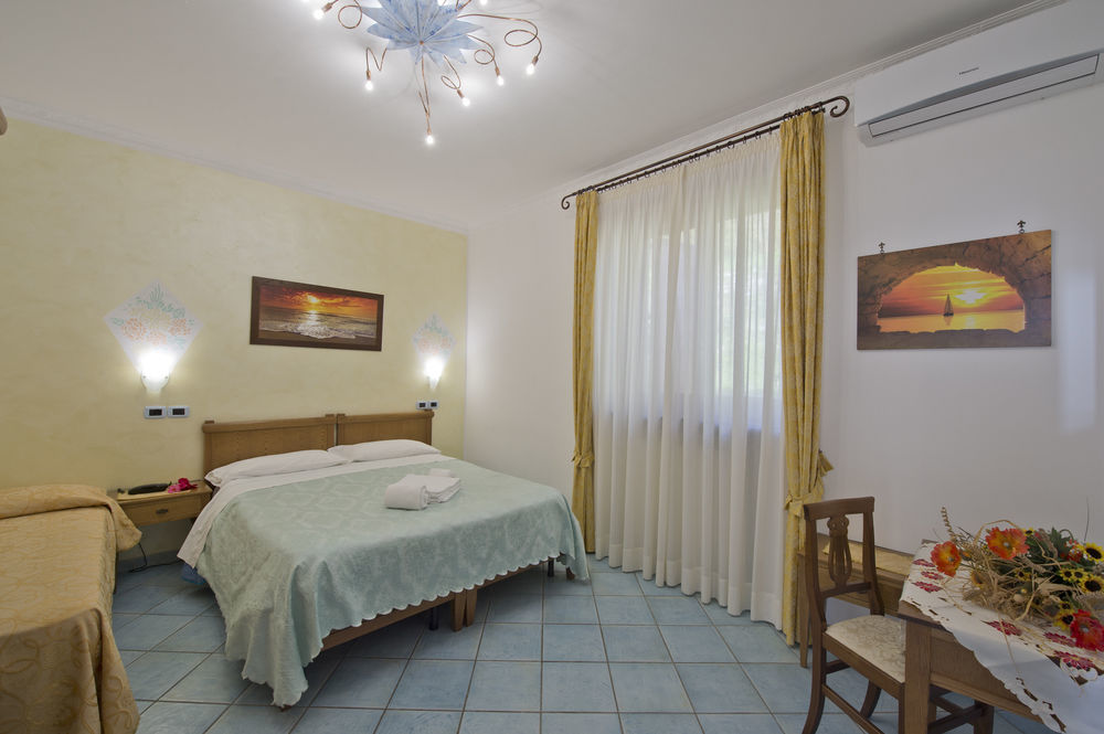 Готель Agriturismo Mare E Monti Аджерола Екстер'єр фото
